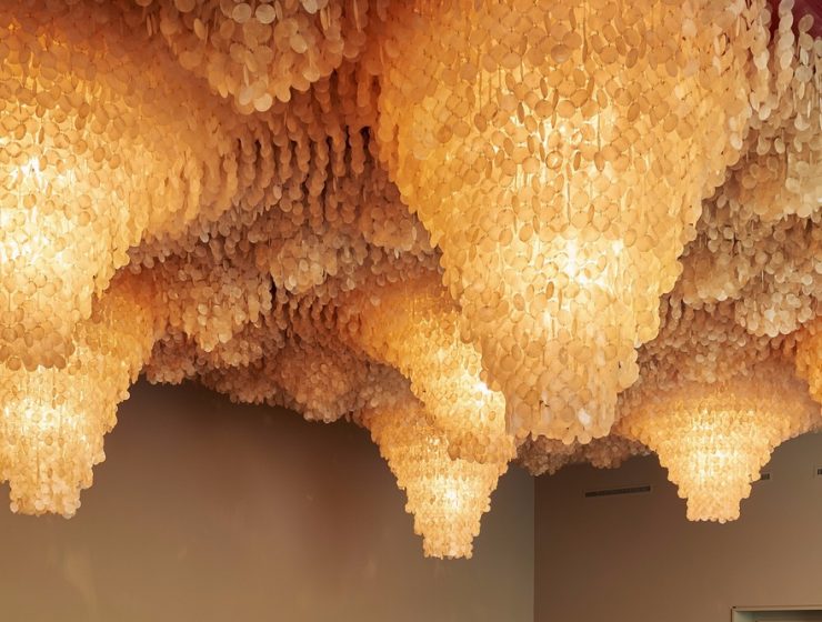 Restaurant Chandeliers That Will Take Your Breath Away luxurious lighting