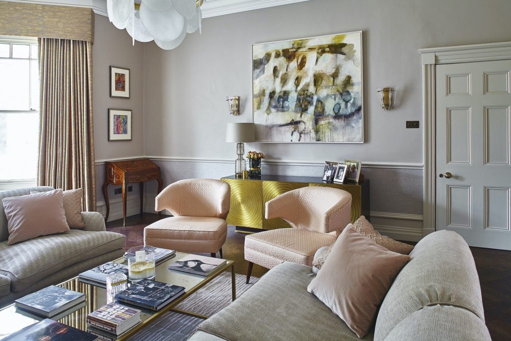 Cave Interiors: Best Dining and Living Rooms