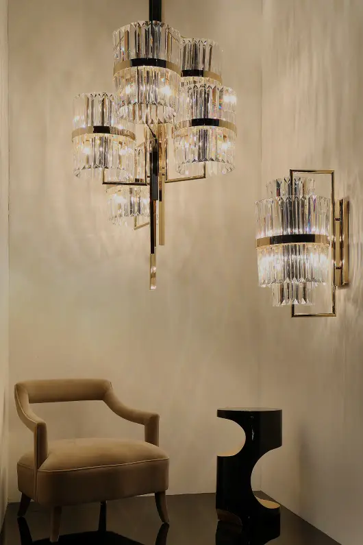 Dramatic Chandeliers: The Most Luxurious Lighting
