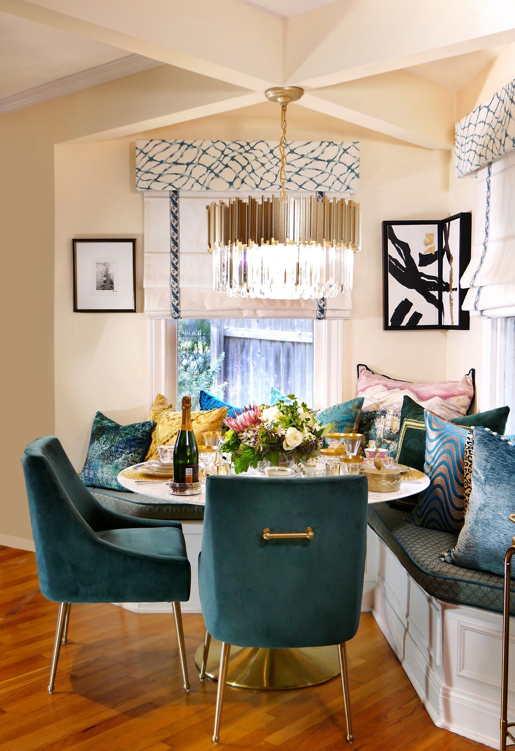 Dining Nook: Ideas To Transform Your Tiny Eating Area In Style