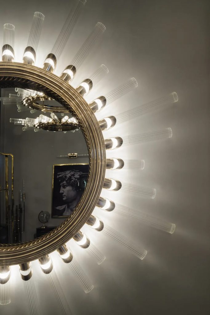 Wall Lighting: Mirrors that Add Brightness and Depth to Interiors